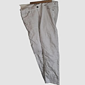 RAW X 36 standard 36x36 who says white is only for summer these are awesome